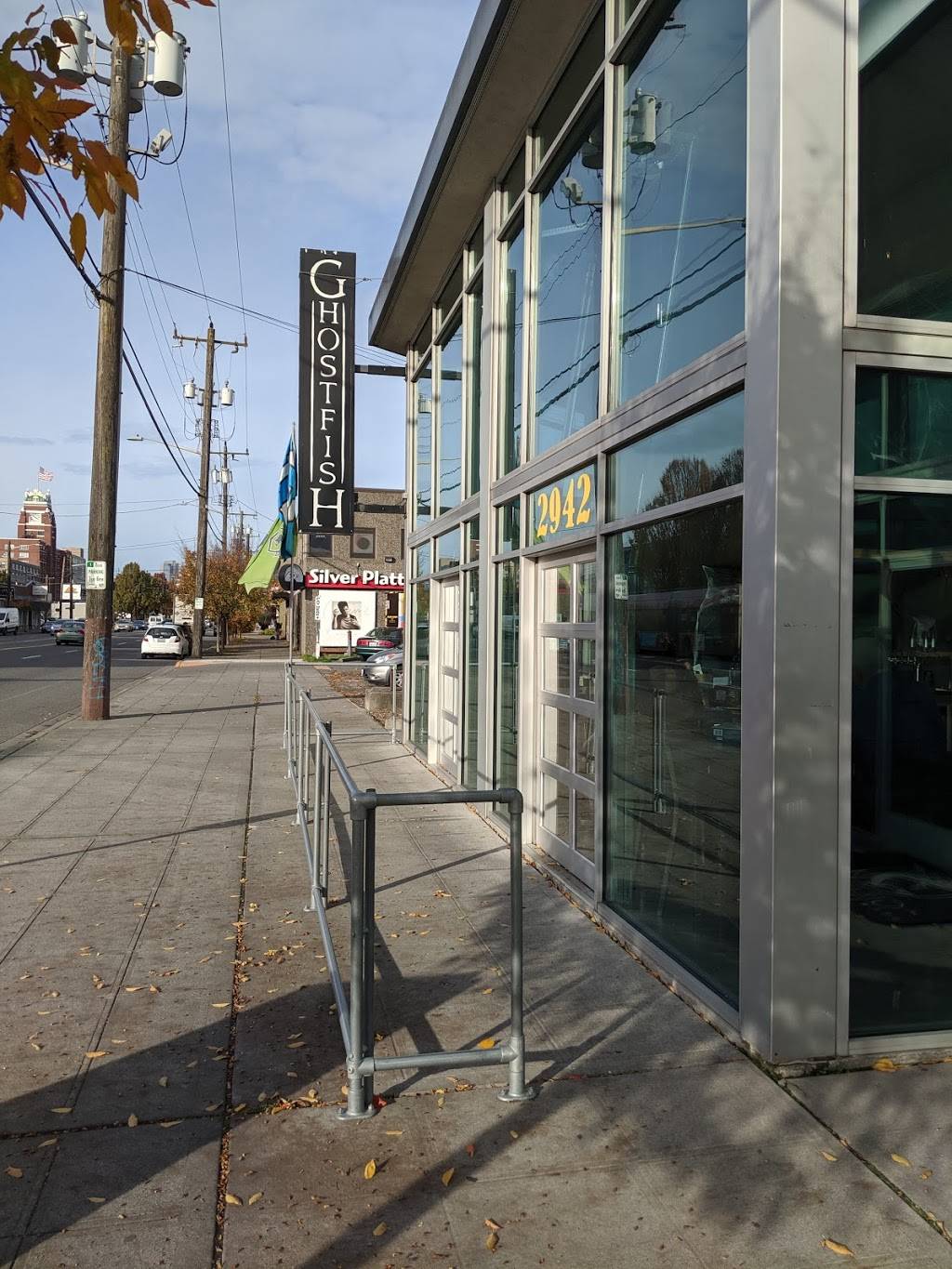 Ghostfish Brewing Company | restaurant | 2942 1st Ave S, Seattle, WA 98134, USA | 2063973898 OR +1 206-397-3898