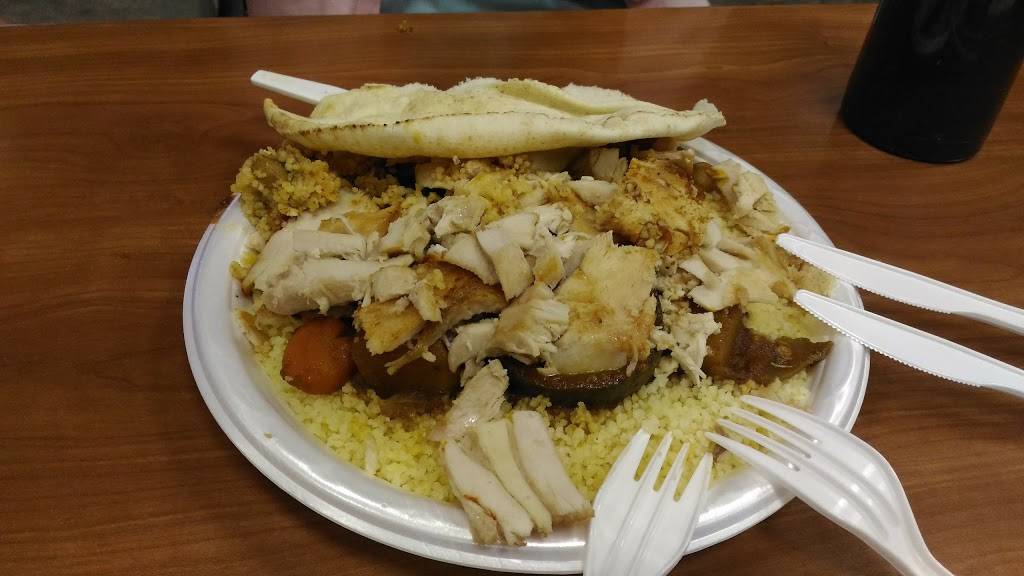 Restaurant Amir (Dorval) | restaurant | 910 Chemin Herron, Dorval, QC H9S 1B3, Canada | 5146360550 OR +1 514-636-0550