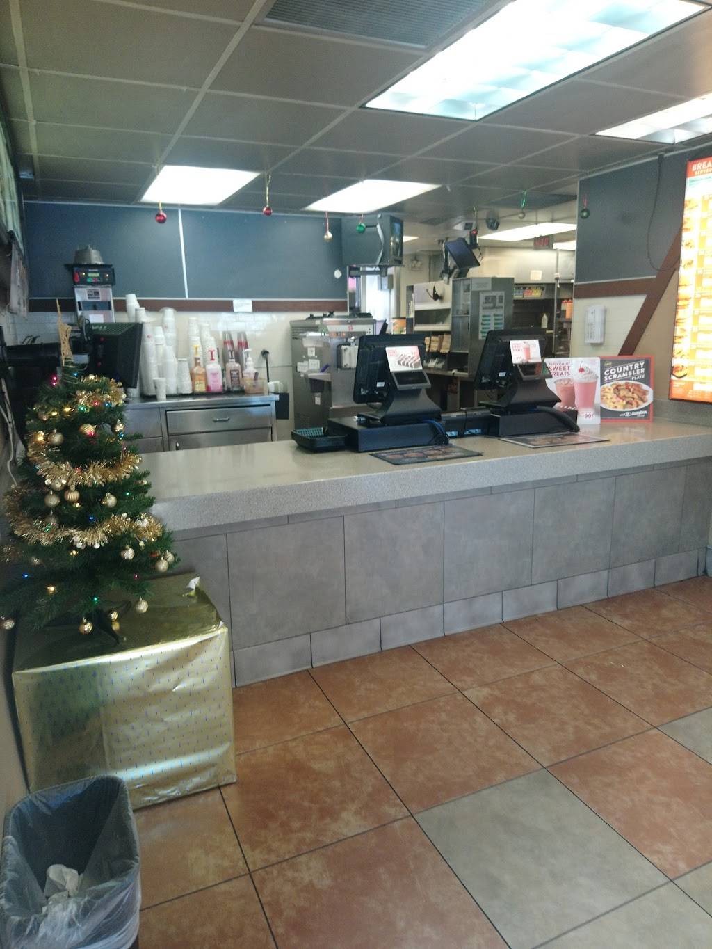 Jack in the Box | restaurant | 235 E Orangethorpe Ave, Fullerton, CA 92832, USA | 7145780451 OR +1 714-578-0451