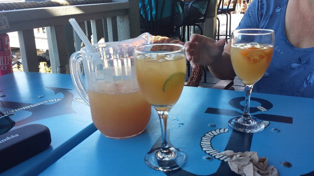 Marina Knowlton | restaurant | 78 Rue Benoit, Knowlton, QC J0E 1V0, Canada | 4502435453 OR +1 450-243-5453