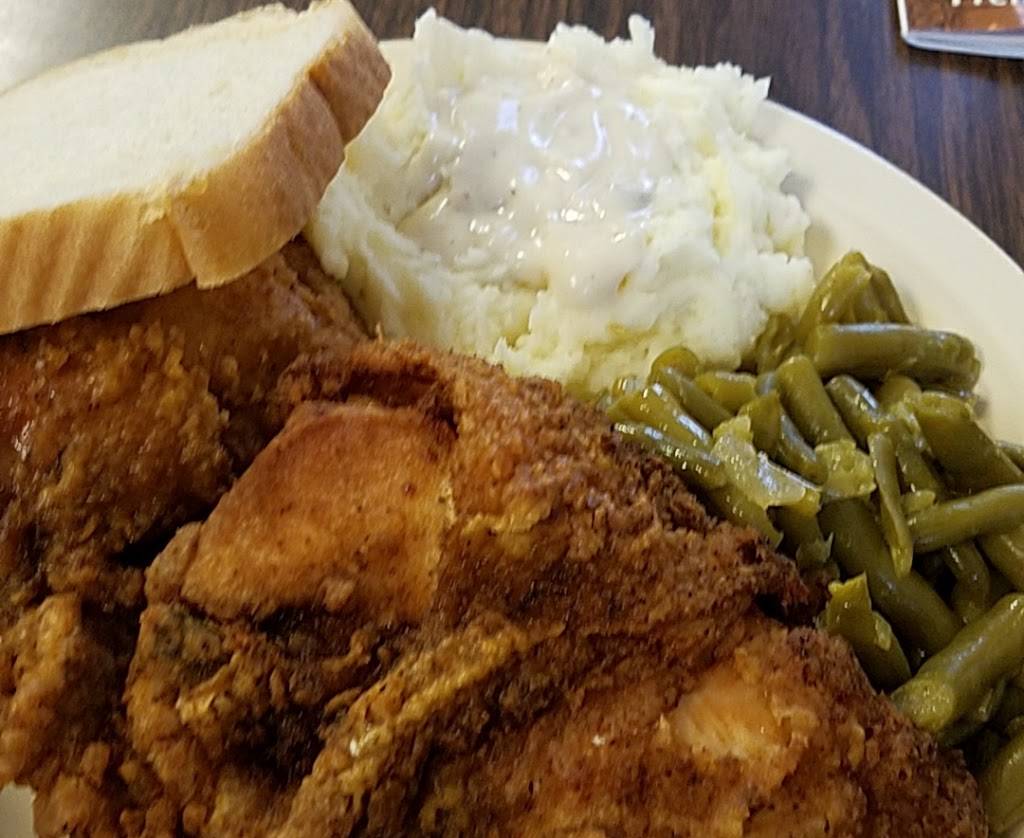 Marcys Kitchen | restaurant | 101 Indiana Ave, English, IN 47118, USA | 8123383933 OR +1 812-338-3933