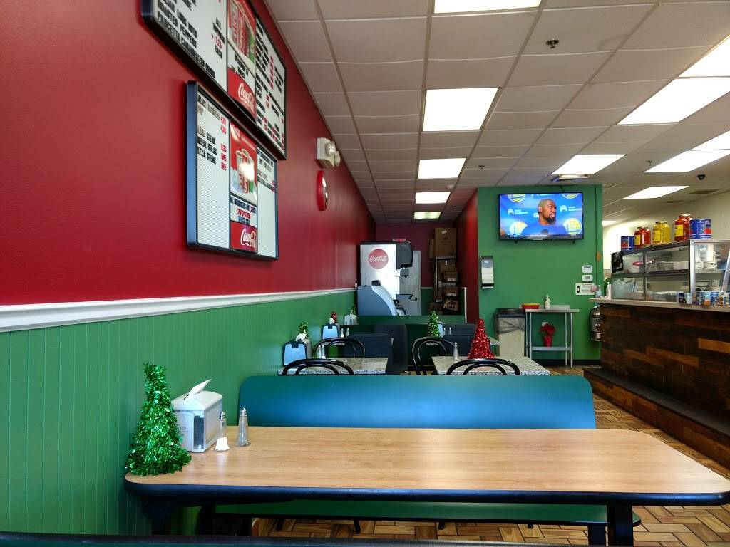 DiNics Pork & Beef | restaurant | 411 Doylestown Rd, Montgomeryville, PA 18936, USA | 2676497758 OR +1 267-649-7758