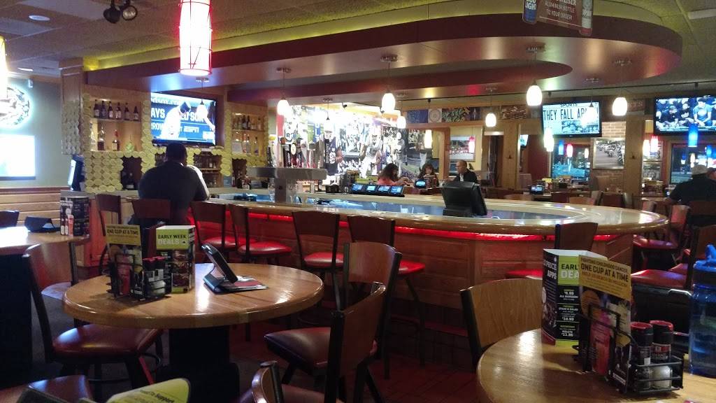 Applebees Grill + Bar | restaurant | 1922 E 53rd St, Anderson, IN 46013, USA | 7656427763 OR +1 765-642-7763
