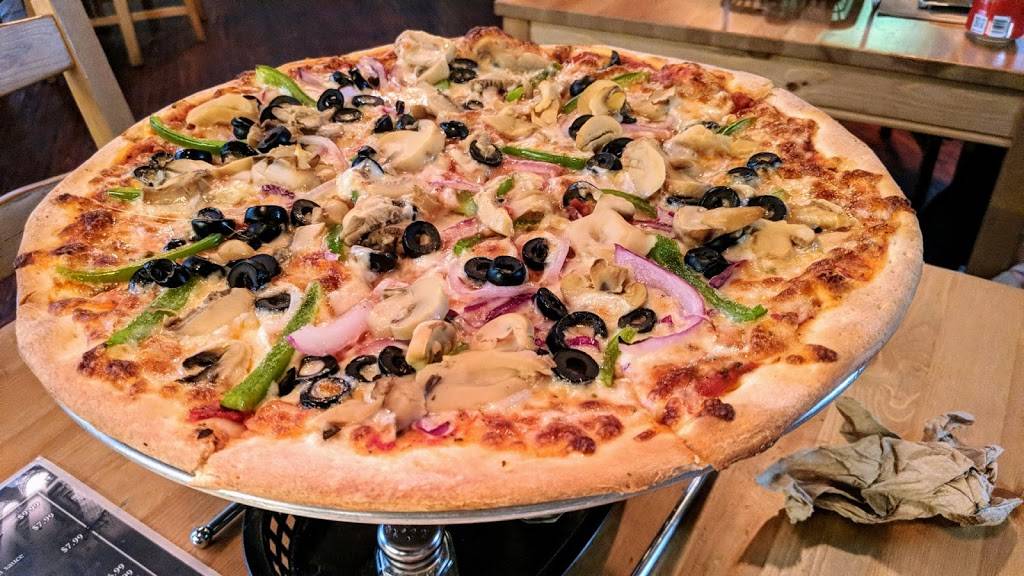 Pizza Station 826 | restaurant | 6824 NW 169th St, Hialeah, FL 33015, USA | 3056988888 OR +1 305-698-8888