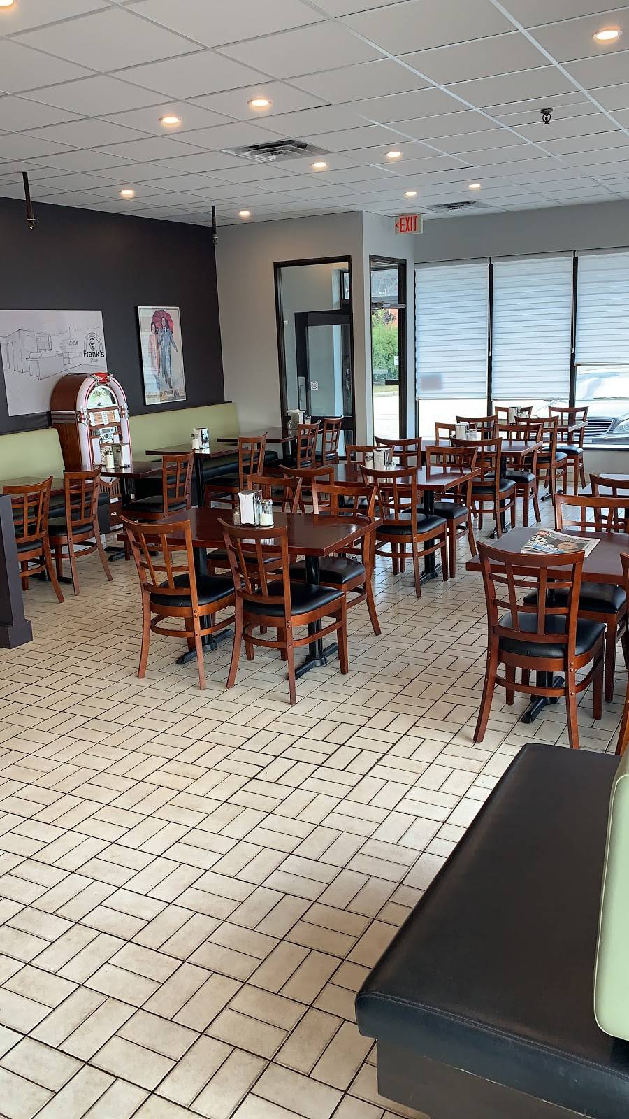 Frank’s Place | restaurant | 10 Strada Dr, Woodbridge, ON L4L 5W1, Canada | 9058511514 OR +1 905-851-1514