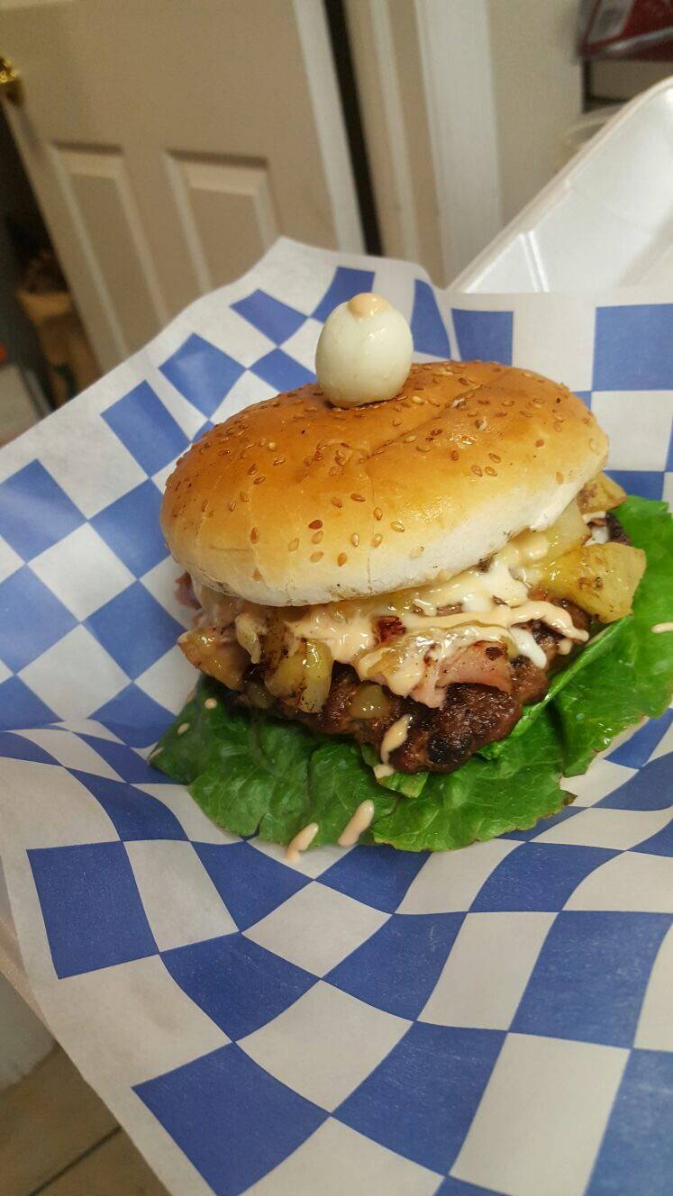 El Rey De Las Arepas | restaurant | 905 Main St, Paterson, NJ 07503, USA | 8623361500 OR +1 862-336-1500