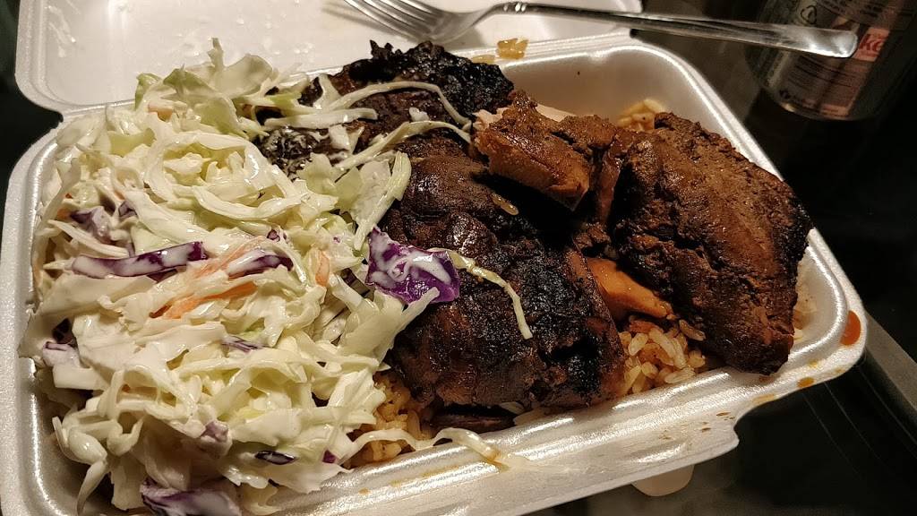 Roywoods | restaurant | 121 Fort York Blvd, Toronto, ON M5V 4B3, Canada | 4166317574 OR +1 416-631-7574