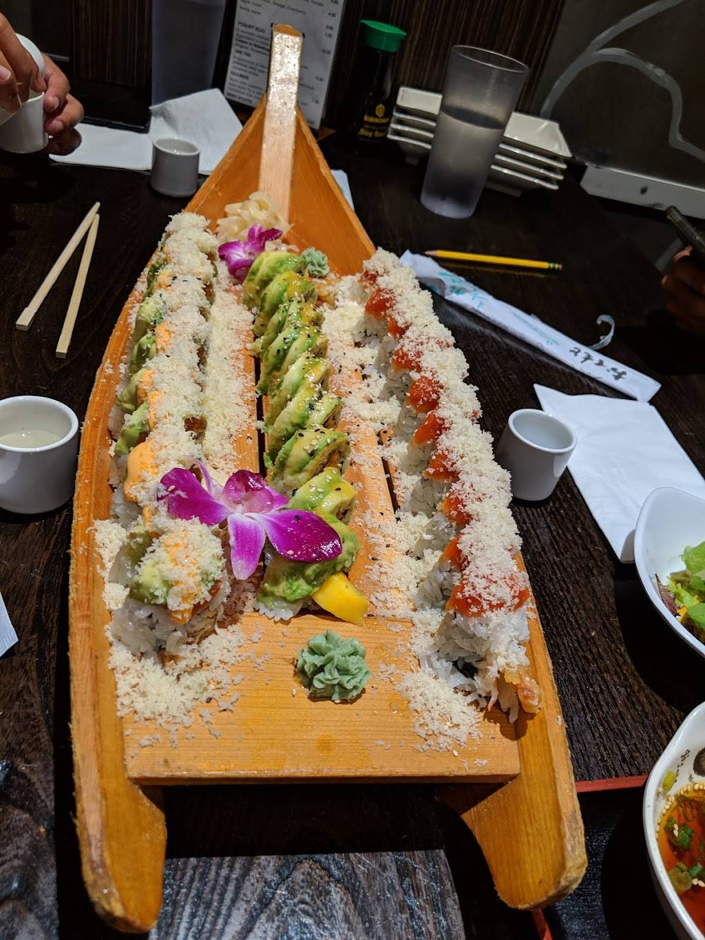 Ki Sushi & Sake Bar | restaurant | 8650 Genesee Ave Suite 105, San Diego, CA 92122, USA | 8584040707 OR +1 858-404-0707