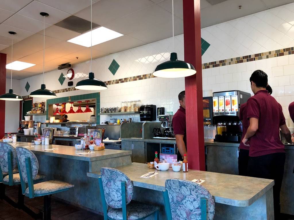 Country Waffles - Livermore | restaurant | 6049 Northfront Rd, Livermore, CA 94551, USA | 9252949630 OR +1 925-294-9630