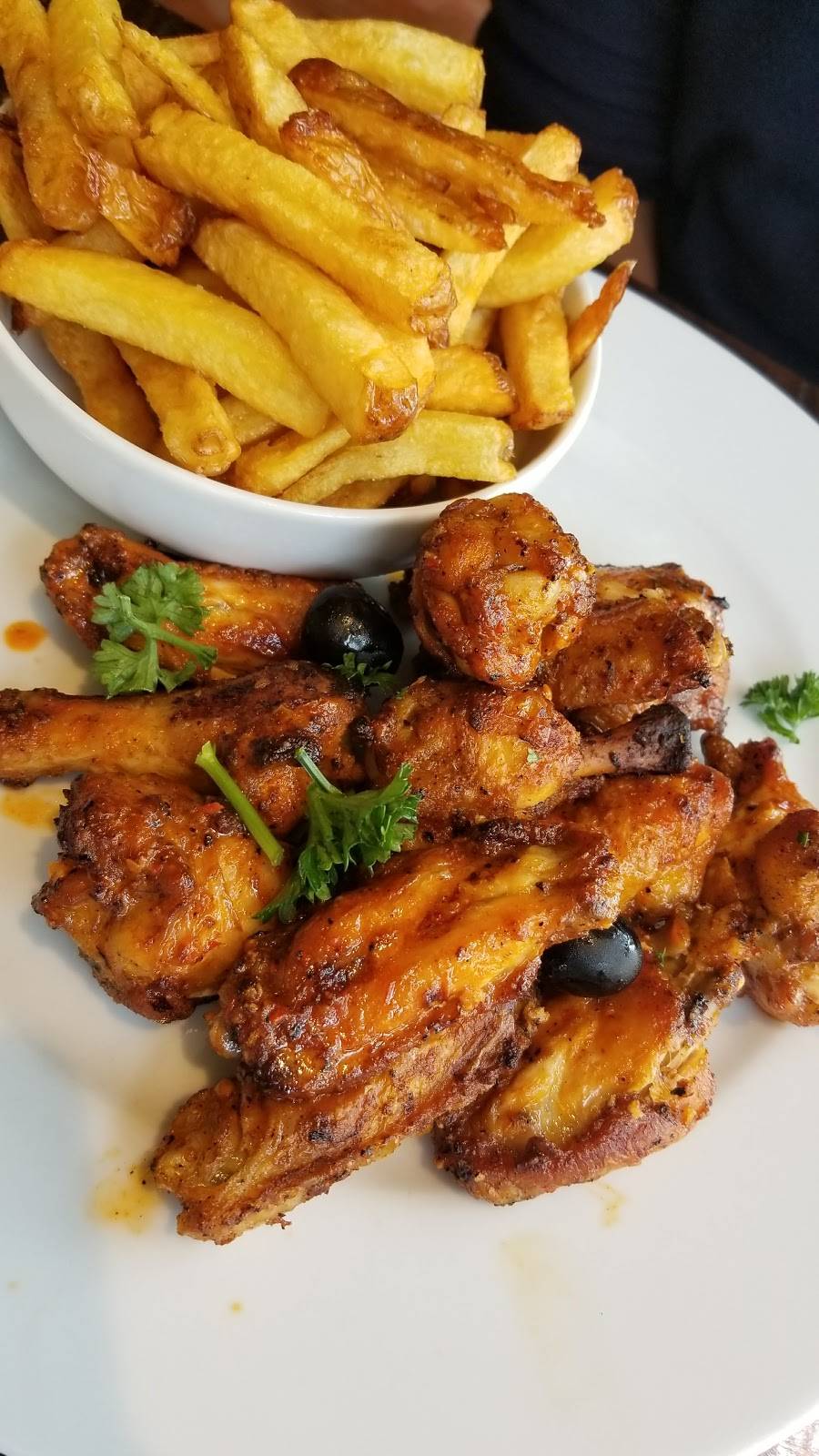 Churrasqueira Red Rooster Portuguese BBQ | restaurant | 2354 Major MacKenzie Dr #1, Maple, ON L6A 1W2, Canada | 9054170074 OR +1 905-417-0074