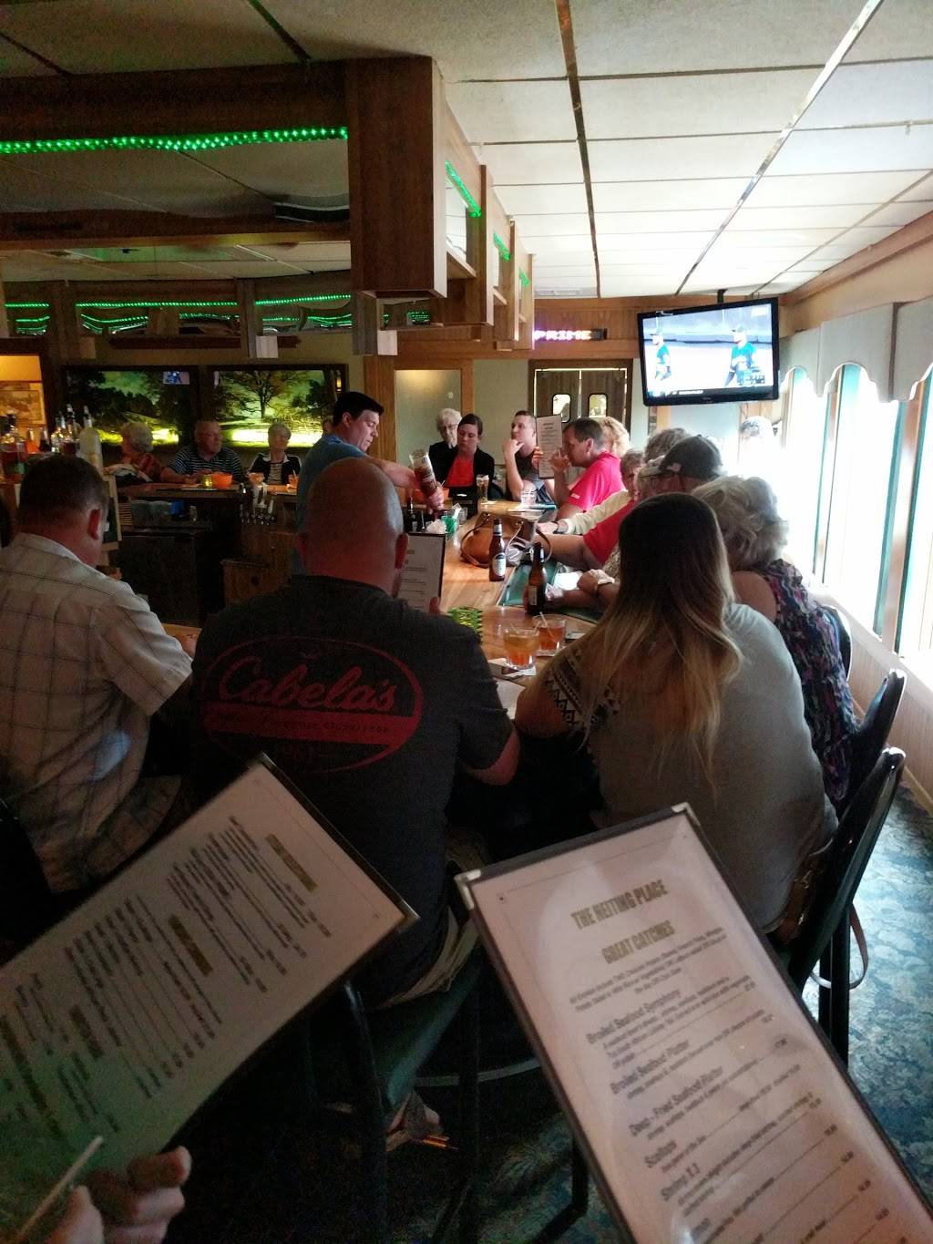 Heiting Place Supper Club | restaurant | 1101 W North Ave, Little Chute, WI 54140, USA | 9207886697 OR +1 920-788-6697