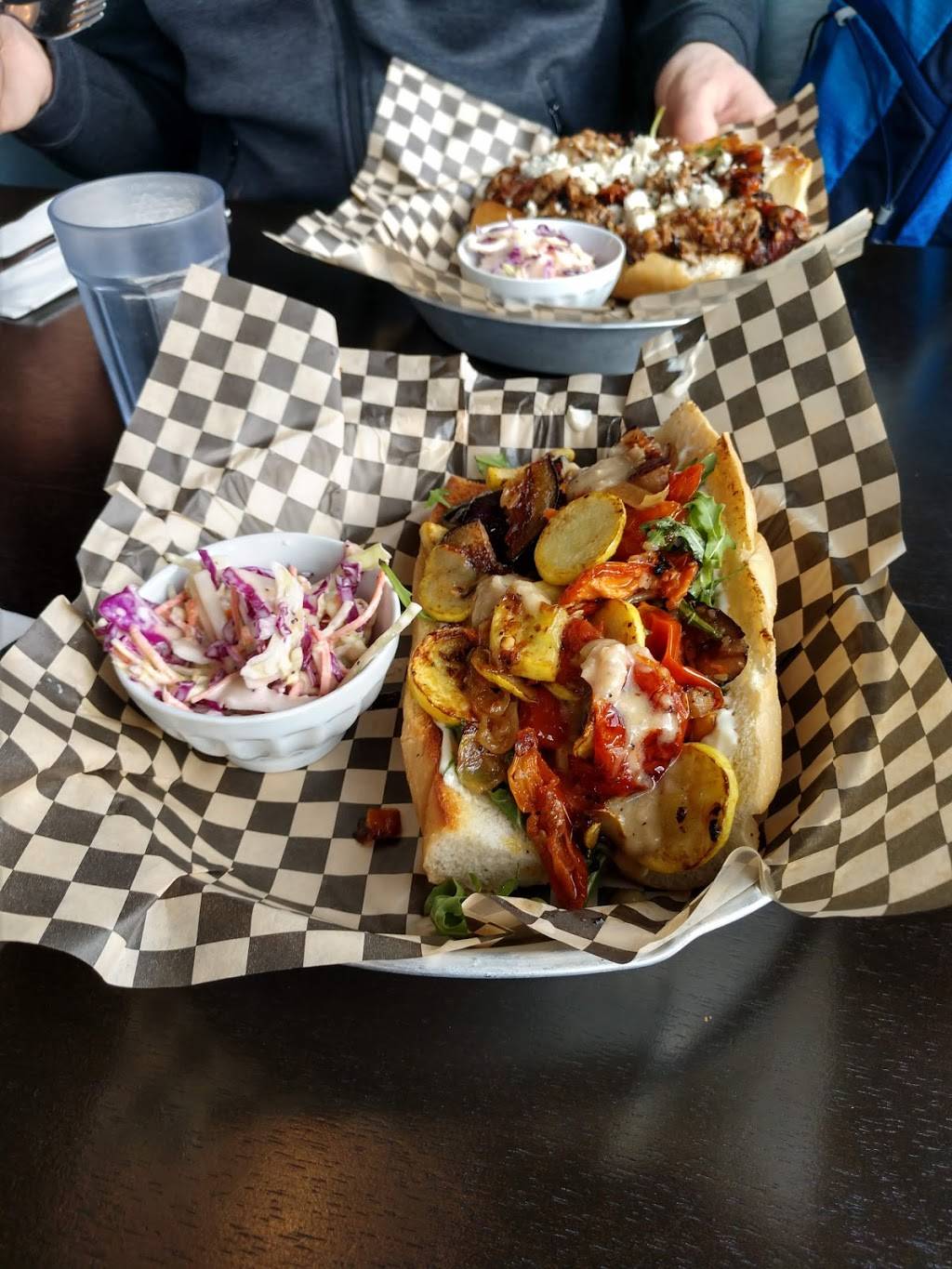 The Manette Daily | restaurant | 2102 E 11th St, Bremerton, WA 98310, USA | 3603774966 OR +1 360-377-4966