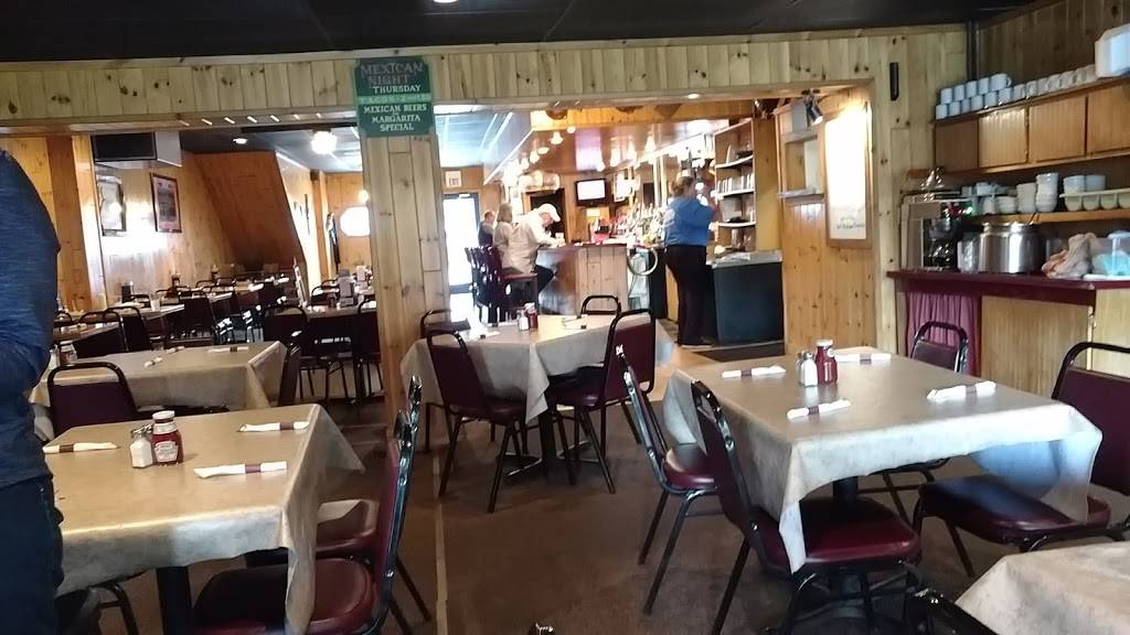 Boyne River Inn | restaurant | 229 Water St, Boyne City, MI 49712, USA | 2315826300 OR +1 231-582-6300