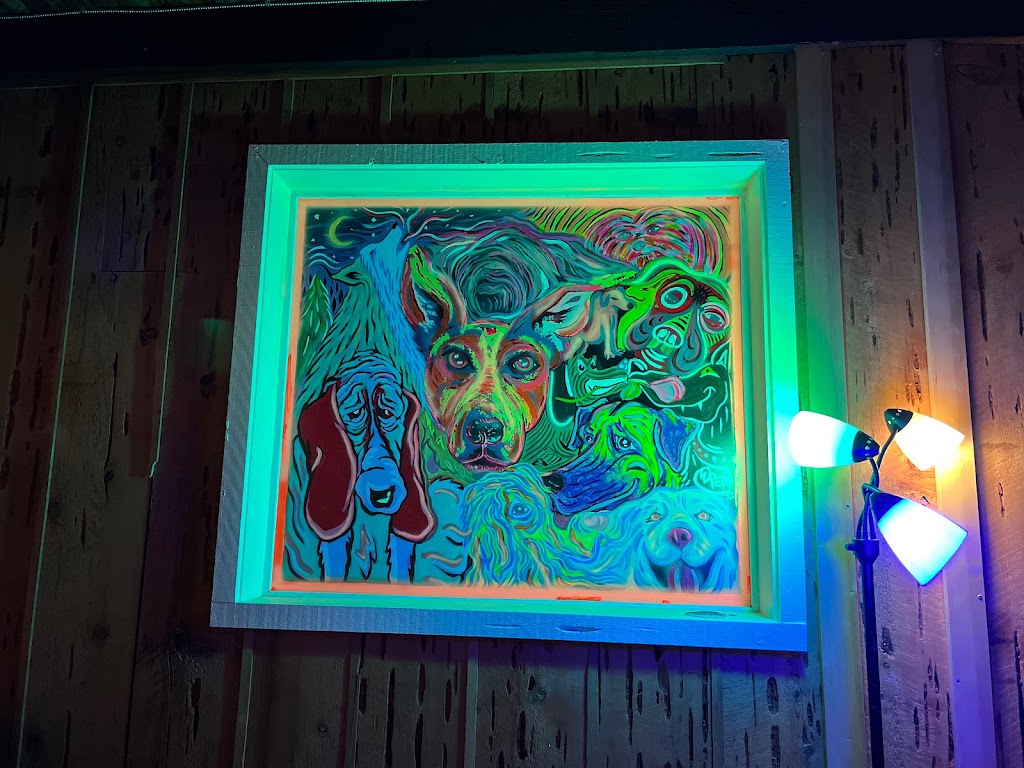 Brunos Cavern | restaurant | 126 Redwood Hwy, Cave Junction, OR 97523, USA | 5412294753 OR +1 541-229-4753