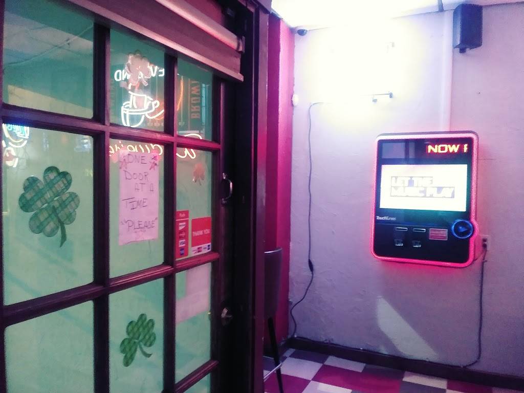 Kennys Tavern | restaurant | 4227 Fulton Rd, Cleveland, OH 44144, USA | 2163980533 OR +1 216-398-0533