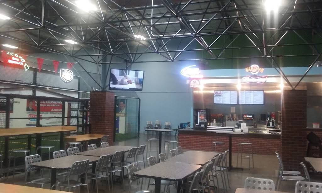 kicks Sports and Grill | restaurant | 3151 Edison Way, Redwood City, CA 94063, USA | 6503624109 OR +1 650-362-4109