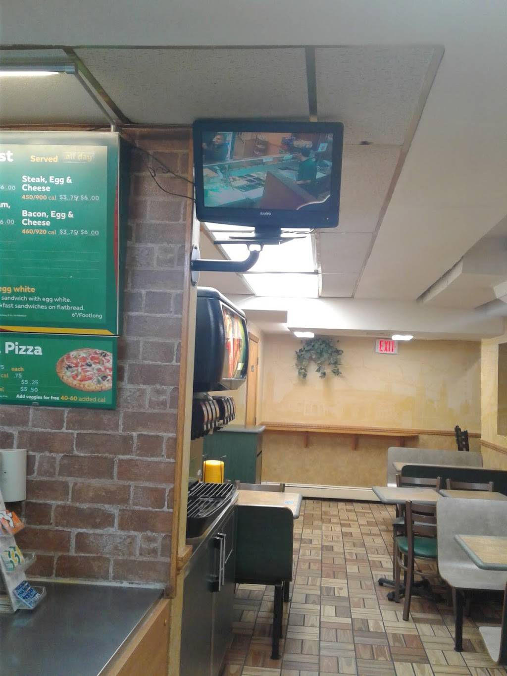 Subway Restaurants | restaurant | 204 W Merrick Rd, Valley Stream, NY 11580, USA | 5165615400 OR +1 516-561-5400