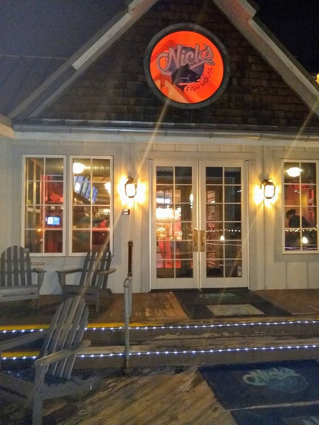 Nicks Fish House | restaurant | 2600 Insulator Dr, Baltimore, MD 21230, USA | 4103474123 OR +1 410-347-4123