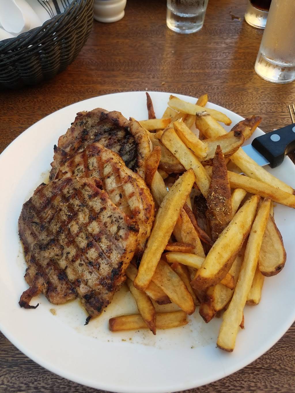 Plateia Mediterranean Kitchen | night club | 9860 N Milwaukee Ave, Des Plaines, IL 60016, USA | 8472962230 OR +1 847-296-2230