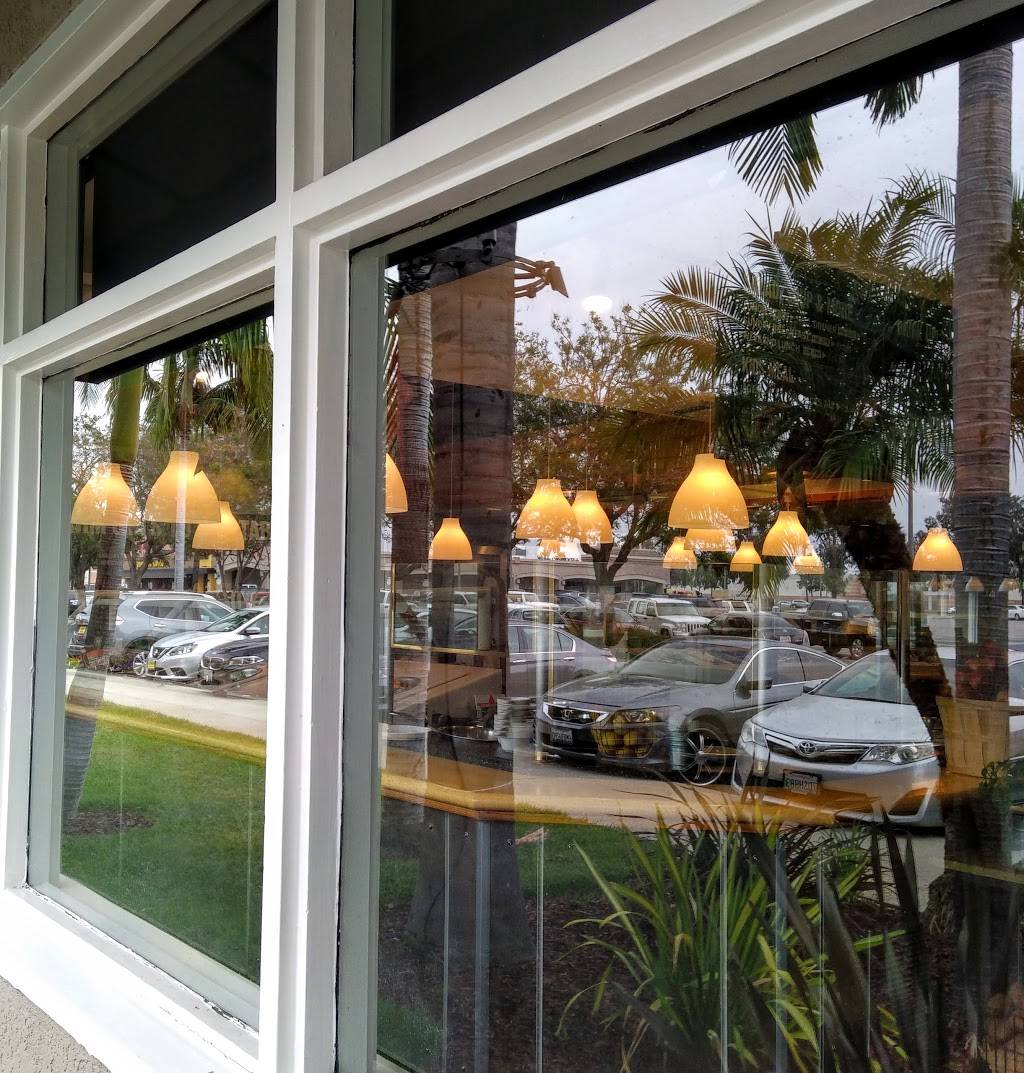 Souplantation | restaurant | 4720 Candlewood St, Lakewood, CA 90712, USA | 5625316778 OR +1 562-531-6778