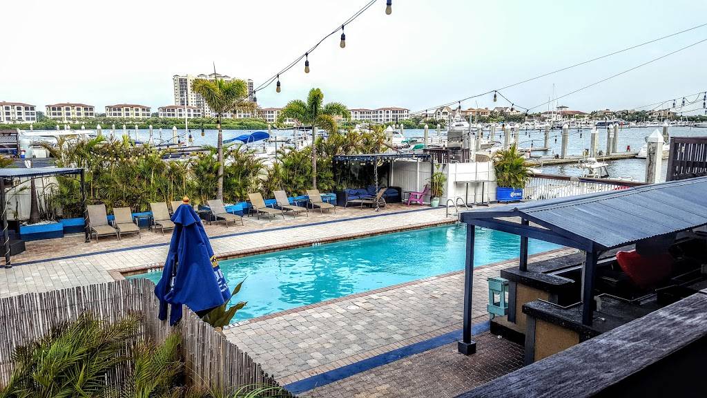 Hula Bay Club | restaurant | 5210 W Tyson Ave, Tampa, FL 33611, USA | 8138374852 OR +1 813-837-4852