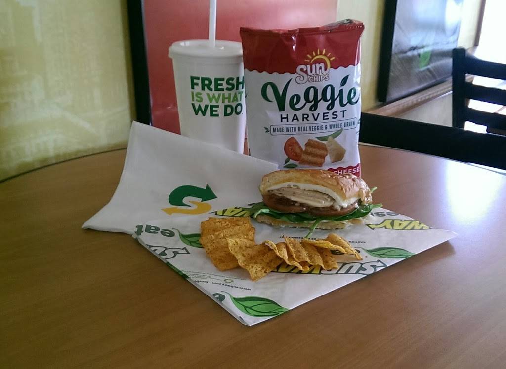 Subway | restaurant | 1212 Fairport Rd, Fairport, NY 14450, USA | 5853851726 OR +1 585-385-1726