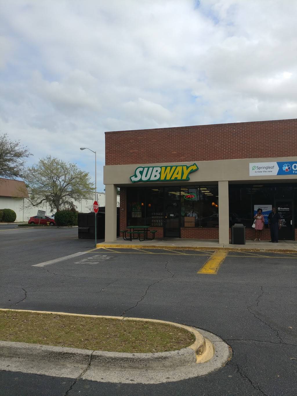 Subway | restaurant | 1100 Eisenhower Dr, Savannah, GA 31406, USA | 9123039050 OR +1 912-303-9050