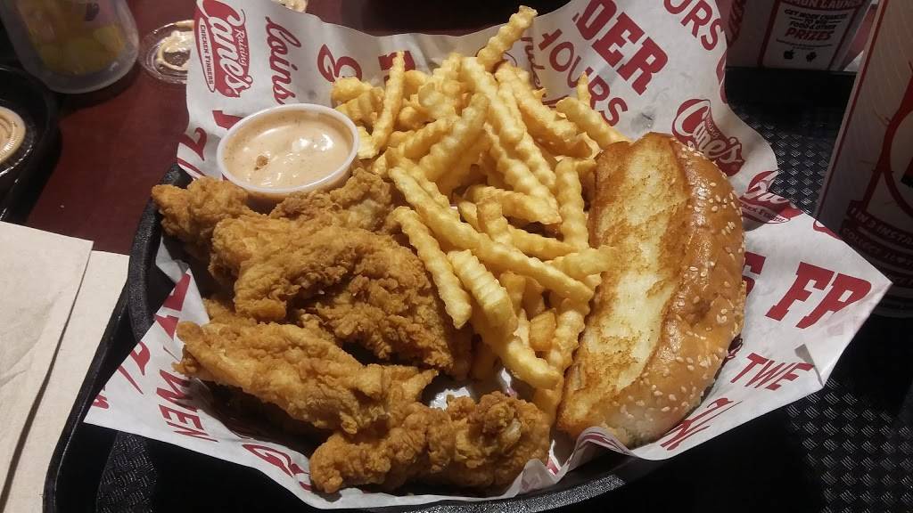 Raising Canes Chicken Fingers | meal takeaway | 781 Hebron Rd, Heath, OH 43056, USA | 7402812660 OR +1 740-281-2660