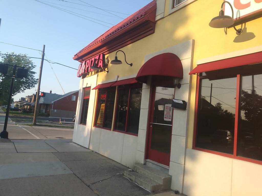 Sals Pizza | restaurant | 5084 Chase Rd, Dearborn, MI 48126, USA | 3135815700 OR +1 313-581-5700