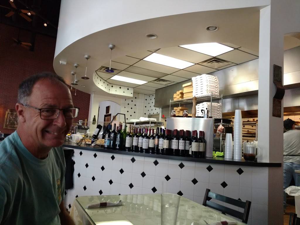 Franks Place | restaurant | 33 S Washington St, Danville, IN 46122, USA | 3177181146 OR +1 317-718-1146