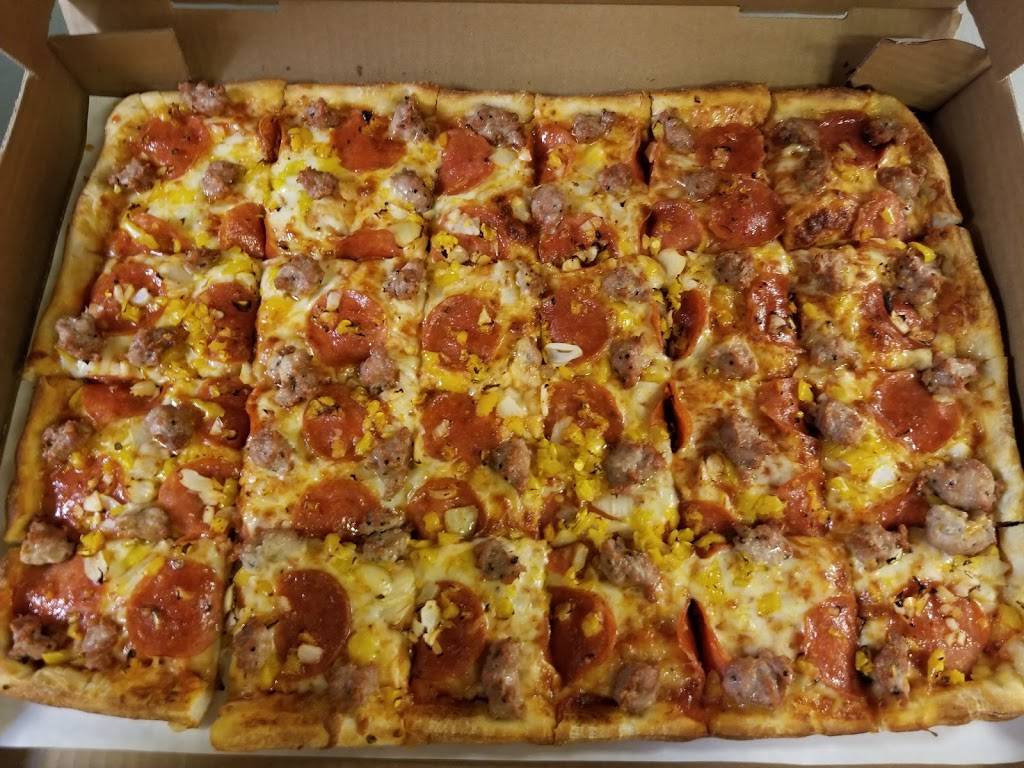 Nunzios Pizzeria | restaurant | 17615 Detroit Ave, Lakewood, OH 44107, USA | 2162282900 OR +1 216-228-2900