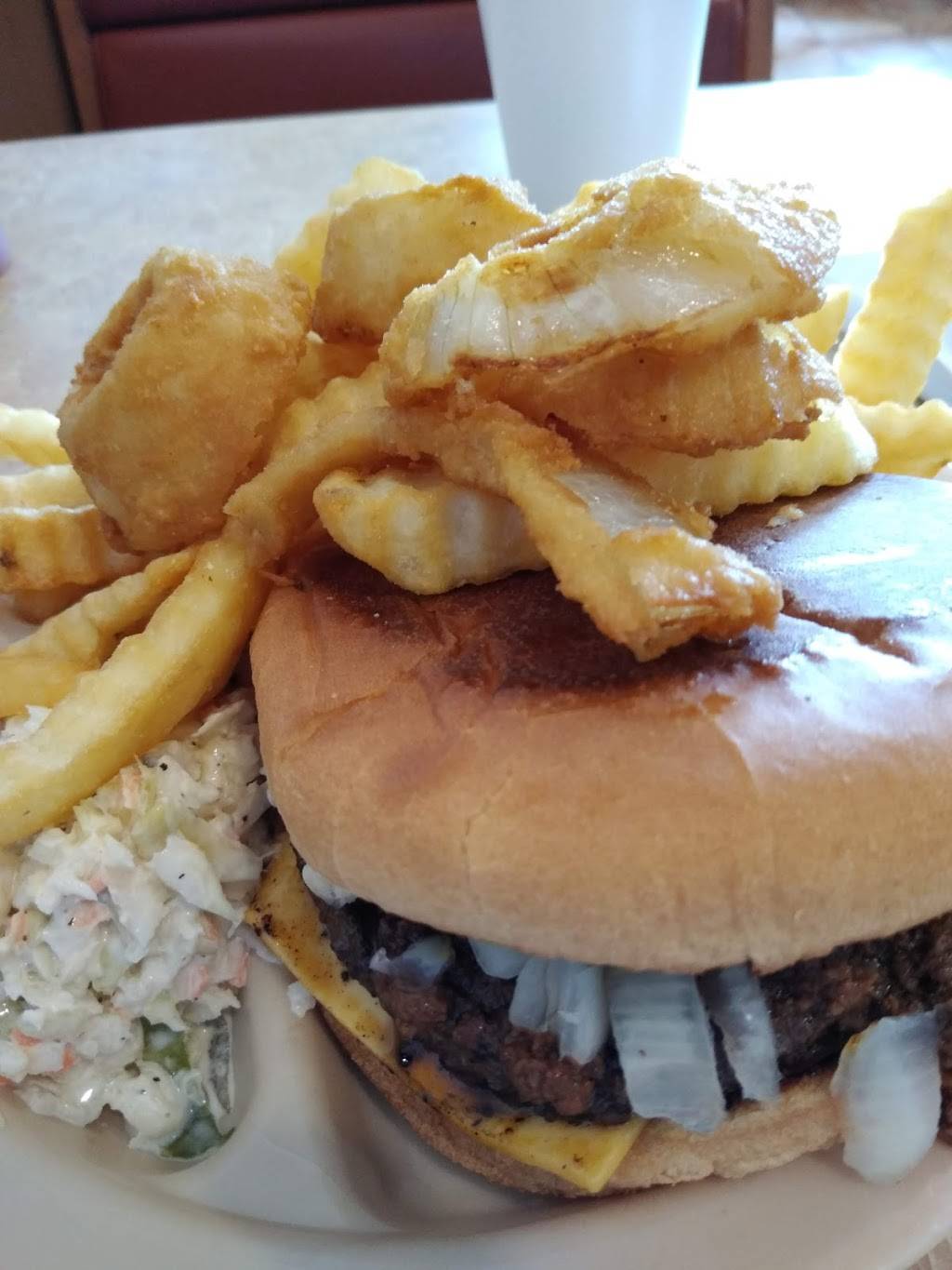 Petes of Spartanburg | restaurant | 731 S Church St, Spartanburg, SC 29306, USA | 8643081364 OR +1 864-308-1364