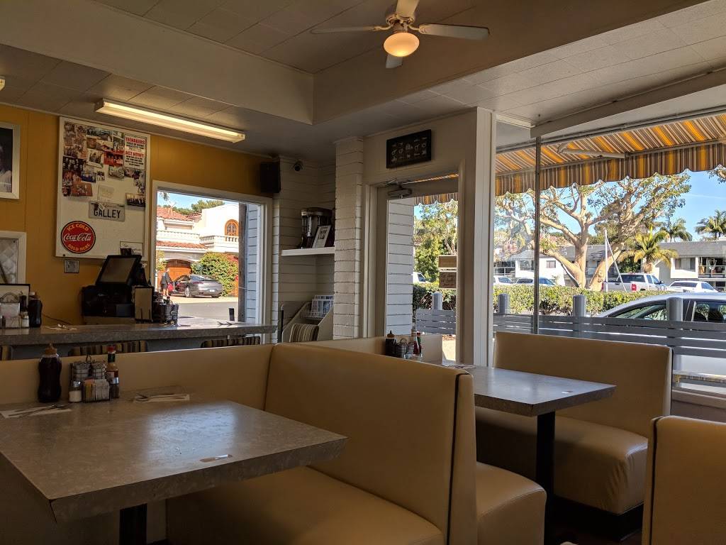Galley Cafe | restaurant | 829 Harbor Island Dr, Newport Beach, CA 92660, USA | 9496734110 OR +1 949-673-4110