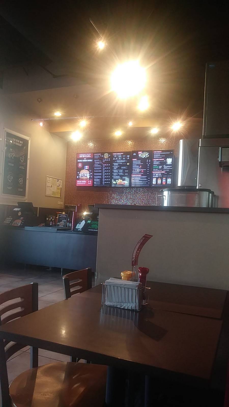 Smashburger | restaurant | 6551 W 119th St, Overland Park, KS 66209, USA | 9137474553 OR +1 913-747-4553