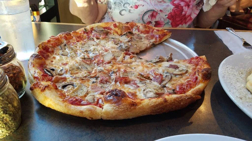 Mezza Luna Pizzeria | restaurant | 2776 Shadowview, Eugene, OR 97408, USA | 5417432999 OR +1 541-743-2999