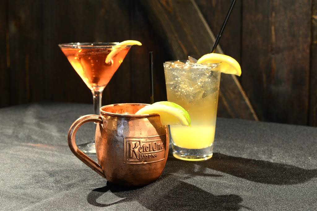 Wildwood Tavern | restaurant | 6480 W Touhy Ave, Niles, IL 60714, USA | 8476776663 OR +1 847-677-6663