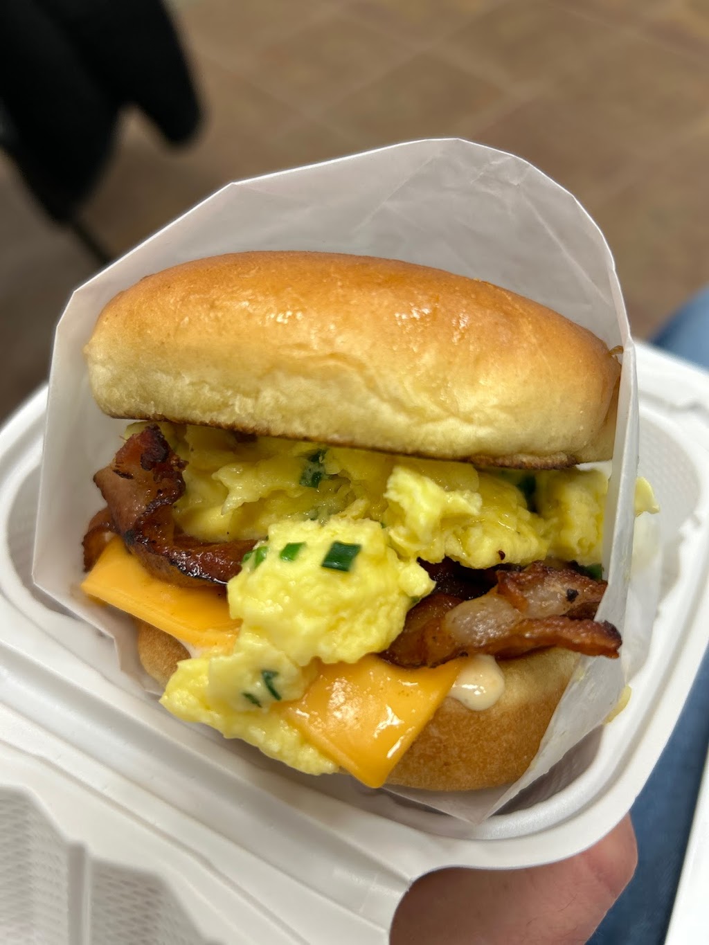 Eggs with Benefits | restaurant | 6441 N Sheridan Rd, Chicago, IL 60626, USA | 7736810393 OR +1 773-681-0393