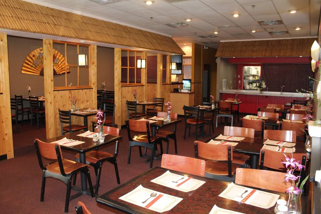 Thai Spice Noodle House | meal takeaway | 725 Mormon Trek Blvd, Iowa City, IA 52246, USA | 3193391999 OR +1 319-339-1999