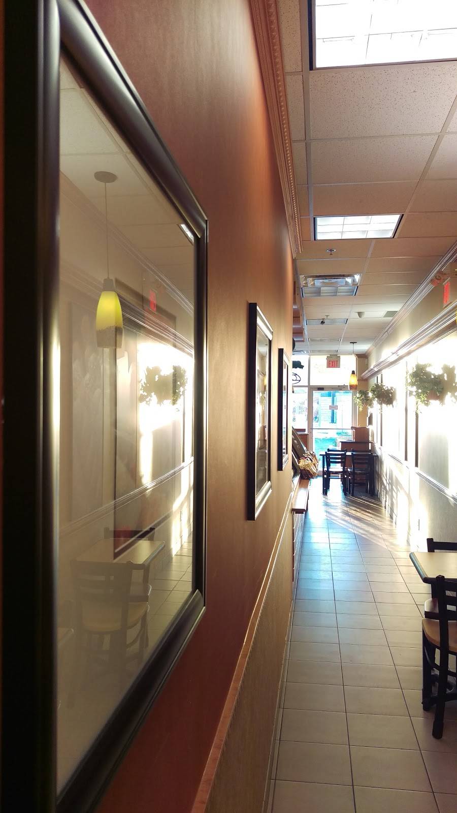 Subway | meal takeaway | Tomken Road, 925 Rathburn Rd E Unit C7, Mississauga, ON L4W 4C3, Canada | 9056158989 OR +1 905-615-8989