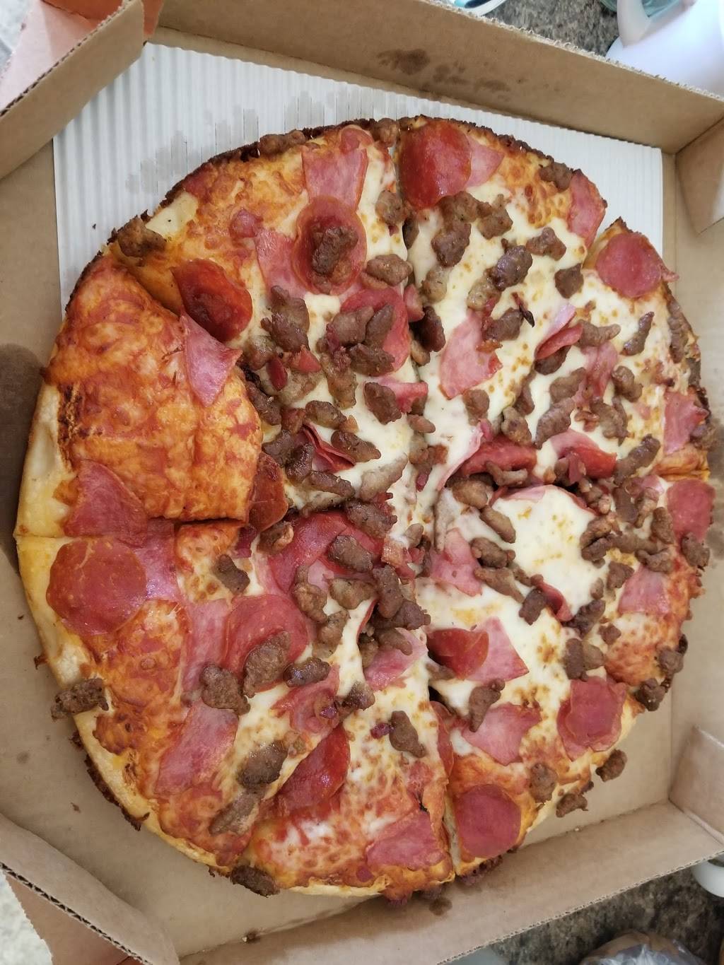 Pizza Hut | restaurant | 5952 University Pkwy Ste E, Winston-Salem, NC 27105, USA | 3363772747 OR +1 336-377-2747