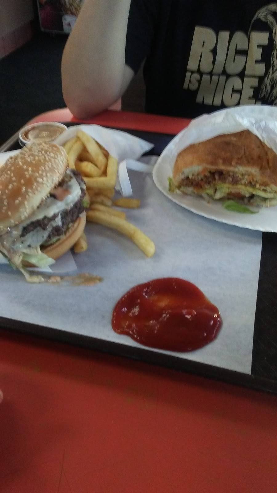 Big Ks Burgers | restaurant | 1320 W 1st St, Santa Ana, CA 92703, USA | 7145426033 OR +1 714-542-6033