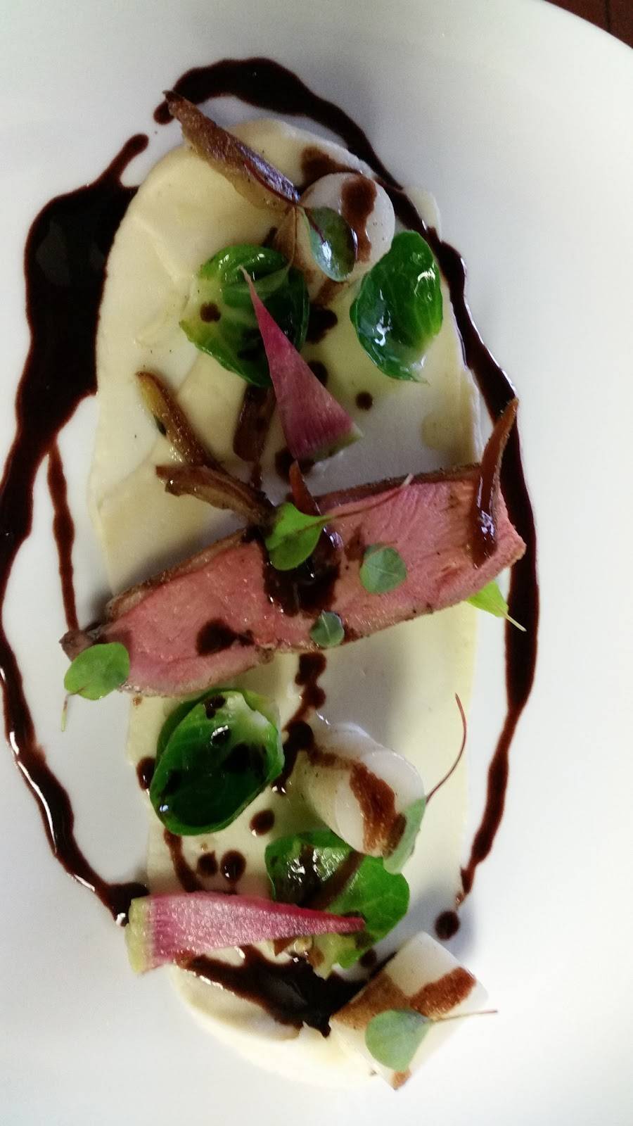 Pera Wine & Tapas | restaurant | 6006 Belt Line Rd, Dallas, TX 75254, USA | 9724041700 OR +1 972-404-1700