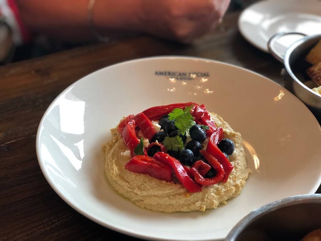 American Social | restaurant | 601 S Harbour Island Blvd #107, Tampa, FL 33602, USA | 8136053333 OR +1 813-605-3333