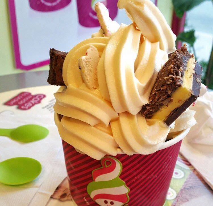 Menchies Frozen Yogurt | bakery | 8880 Whittier Blvd, Pico Rivera, CA 90660, USA | 5629427382 OR +1 562-942-7382