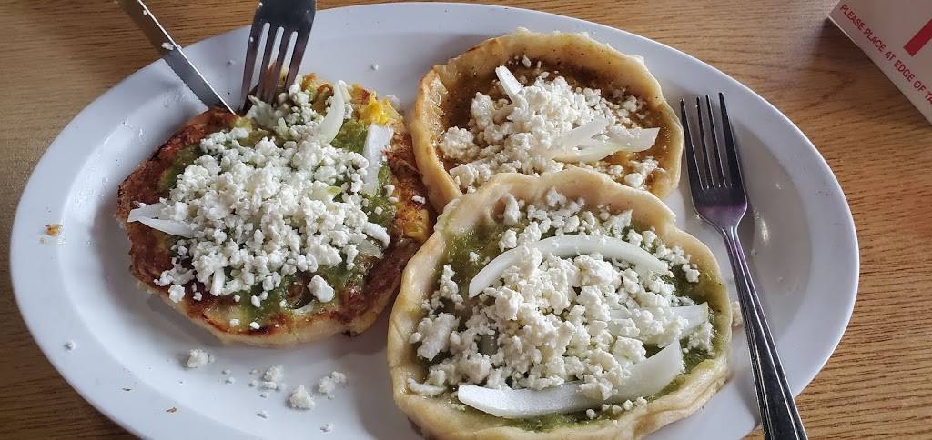 Casa De Caldos | restaurant | 954 N Pacific Hwy, Woodburn, OR 97071, USA | 5039020664 OR +1 503-902-0664