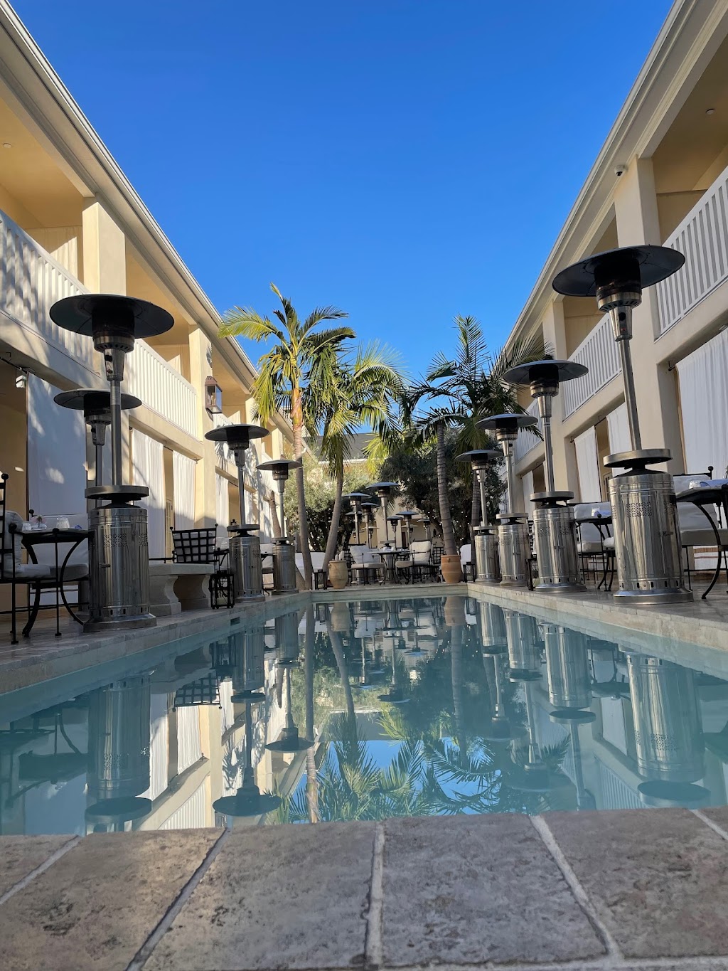 Cara Restaurant | restaurant | 1730 N Western Ave, Los Angeles, CA 90027, USA | 3236728990 OR +1 323-672-8990