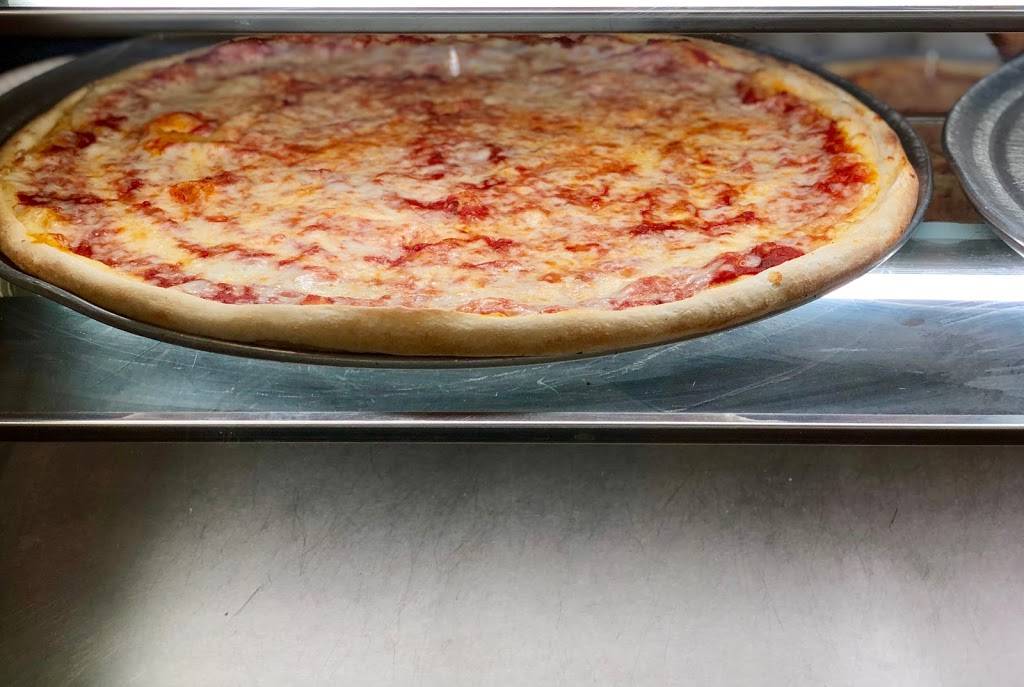 Avenue D Pizza | restaurant | 15 Avenue D, New York, NY 10009, USA | 6468503674 OR +1 646-850-3674
