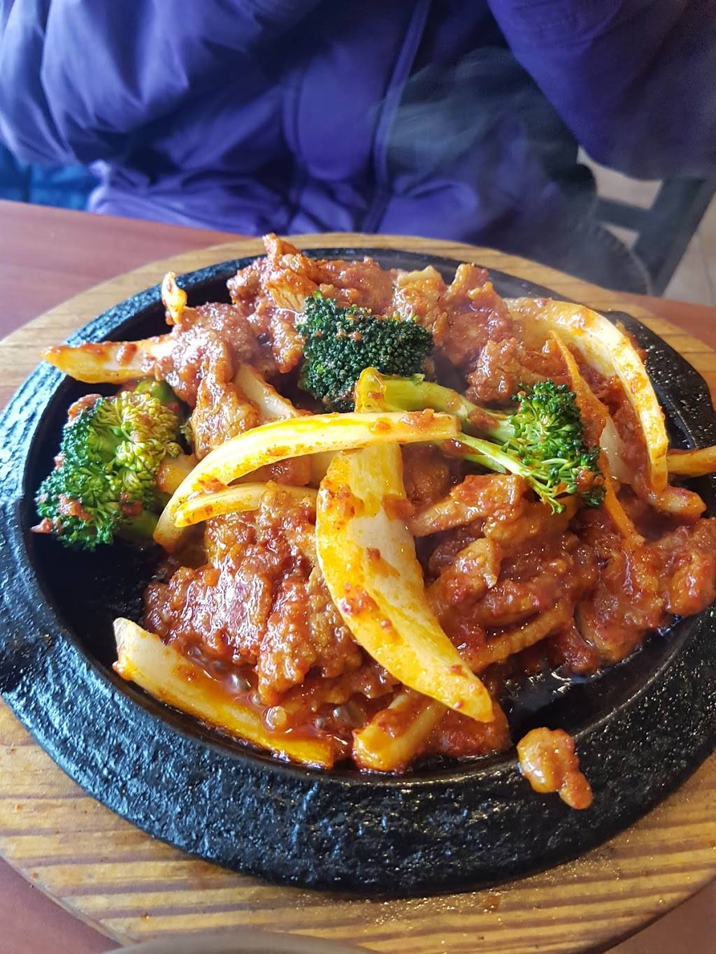 Buk Chang Dong Soon Tofu Korean Restaurant | restaurant | 3085 Hurontario St, Mississauga, ON L5A 4E4, Canada | 9052761957 OR +1 905-276-1957