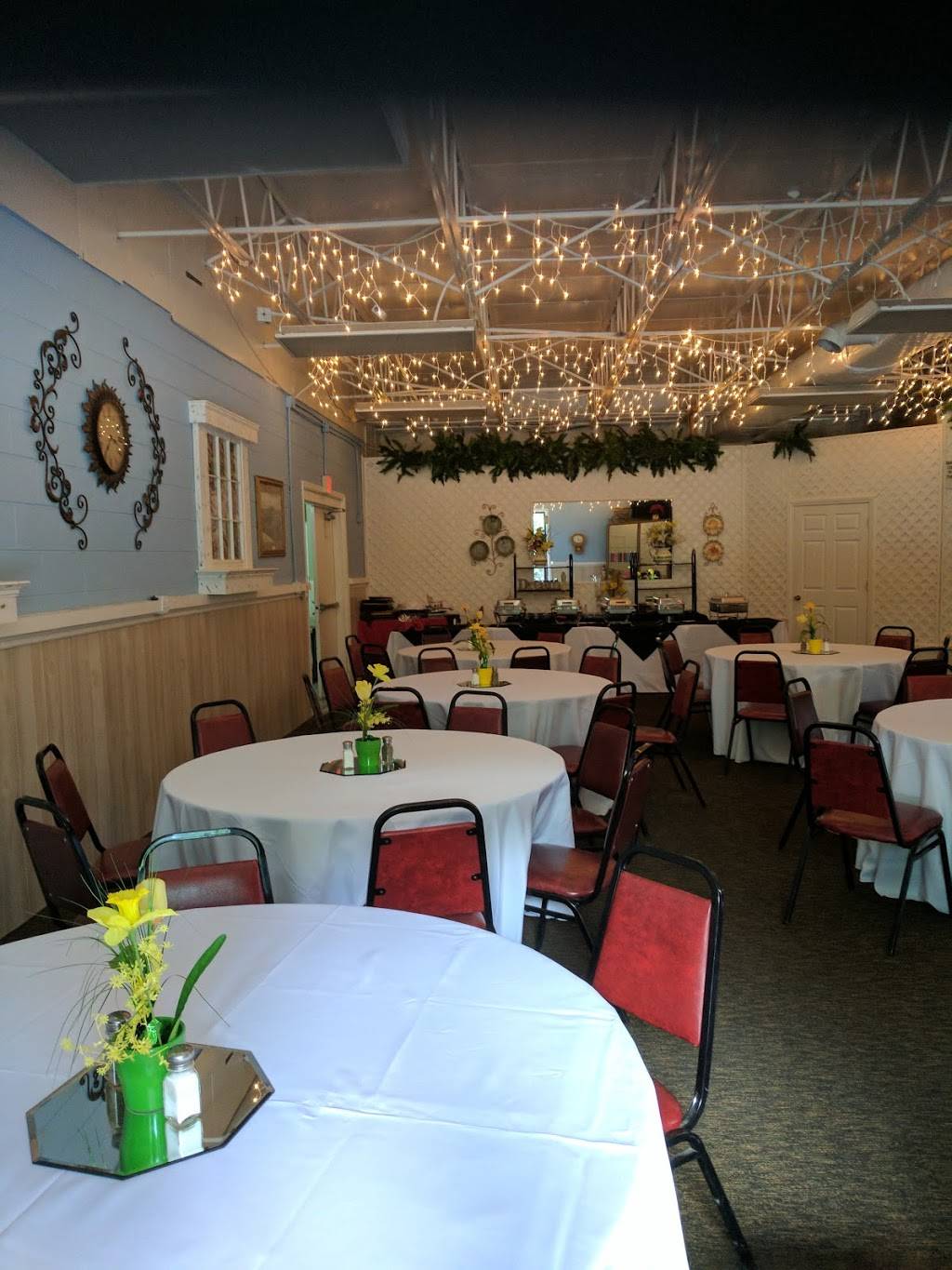 Kellys Restaurant | restaurant | 1700 S Dixie Hwy, Dalton, GA 30720, USA | 7062756789 OR +1 706-275-6789