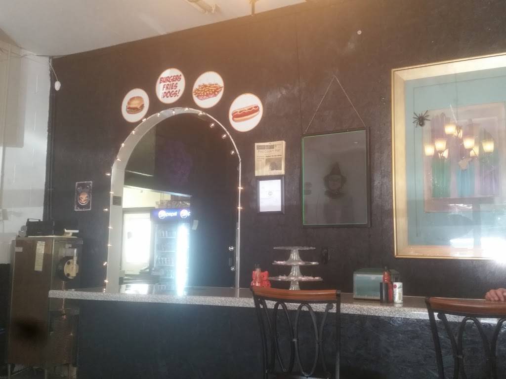 Marks Diner & Catering | restaurant | KY-80, Garrett, KY 41630, USA | 6069491457 OR +1 606-949-1457